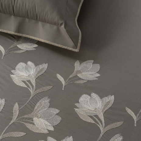 CHARM – Embroidered Beddings