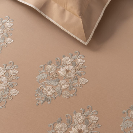 CHARM – Embroidered Beddings