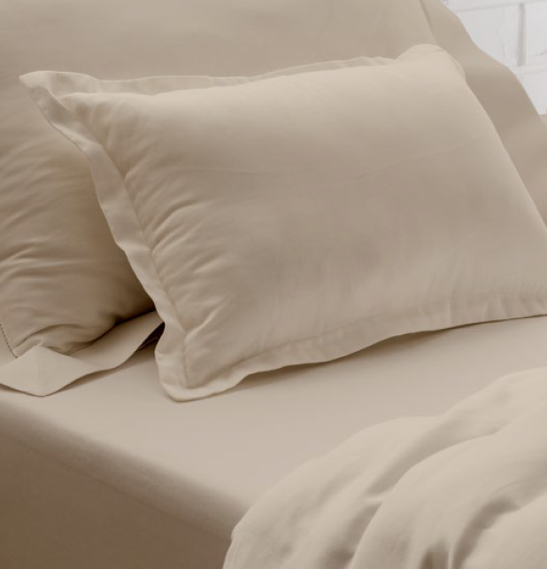 CHARM – Embroidered Beddings