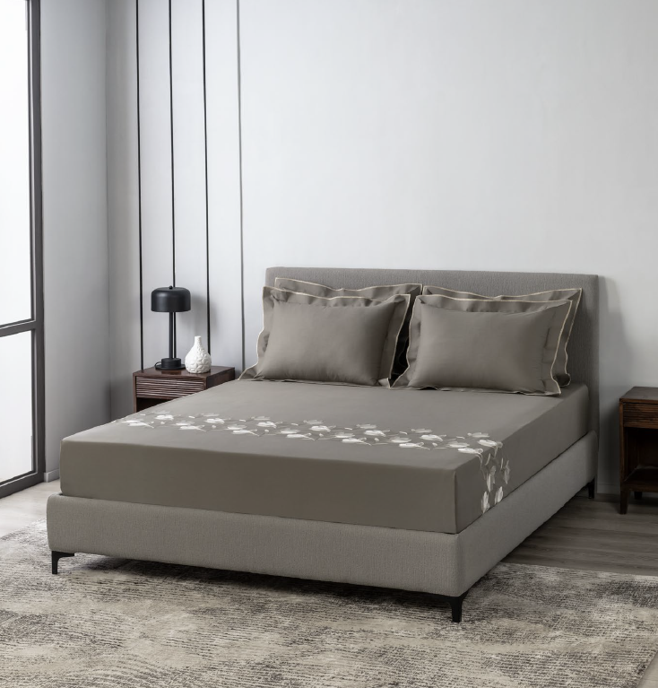 CHARM – Embroidered Beddings