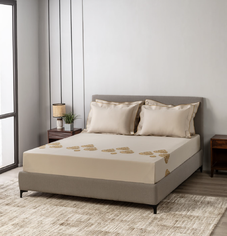 CHARM – Embroidered Beddings