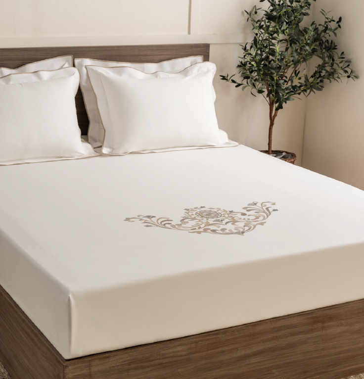 CHARM – Embroidered Beddings