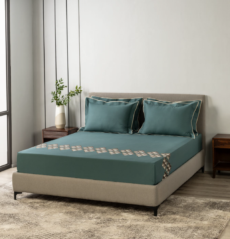 CHARM – Embroidered Beddings